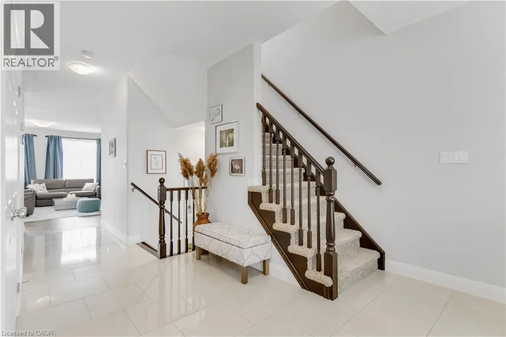 83 FRANKFURT Street