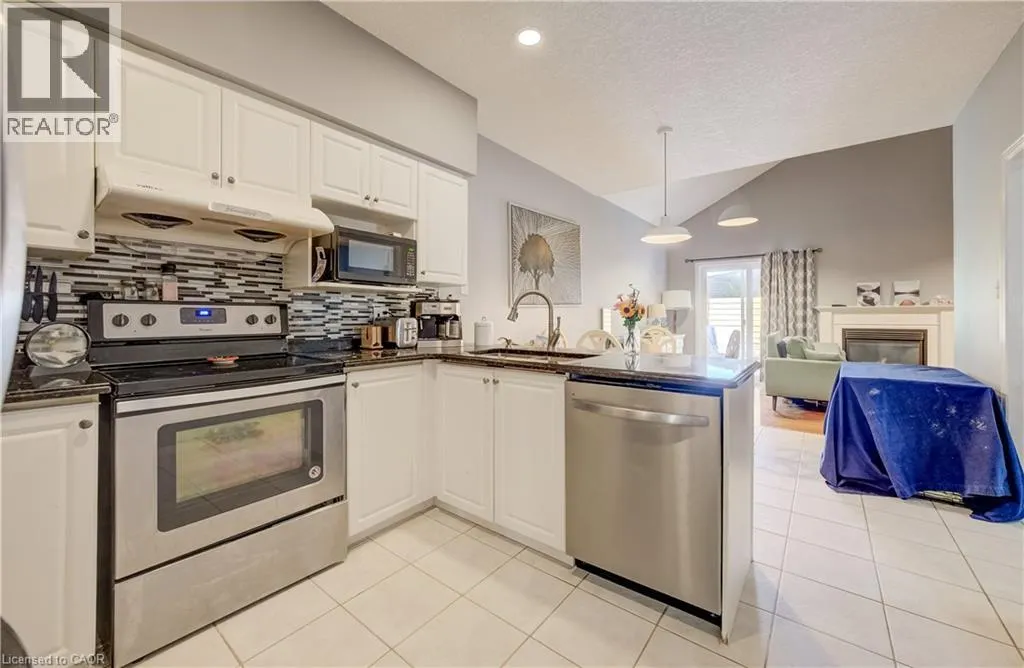295 GATEHOUSE Drive