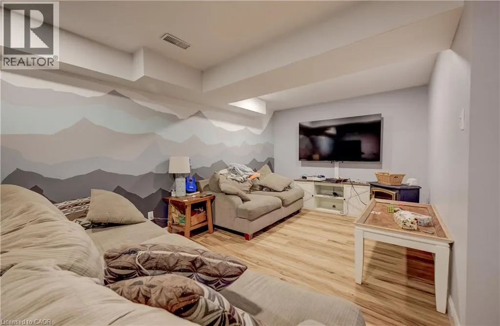 295 GATEHOUSE Drive