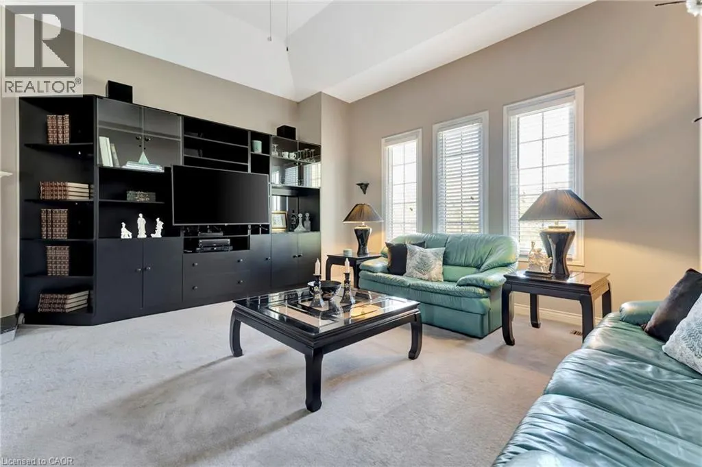 144 COVE Crescent