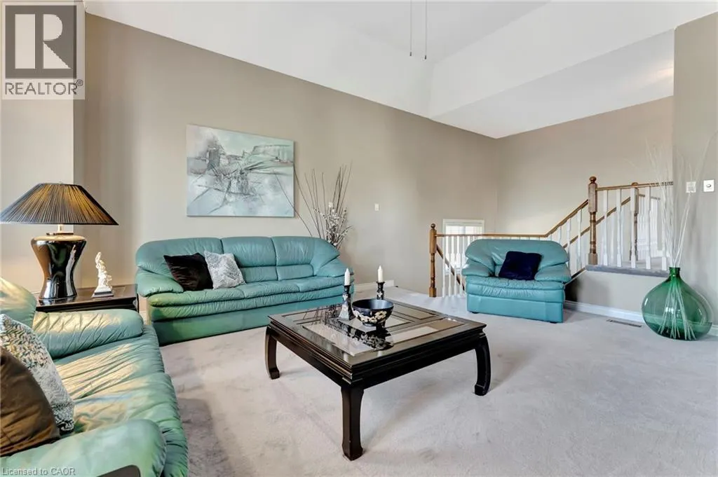 144 COVE Crescent