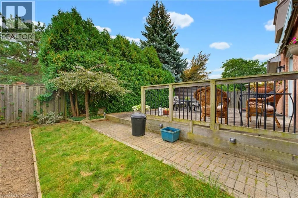 144 COVE Crescent