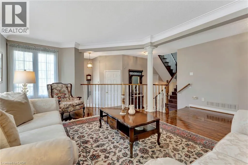 144 COVE Crescent