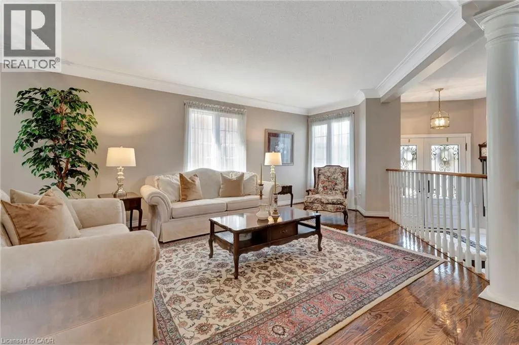 144 COVE Crescent