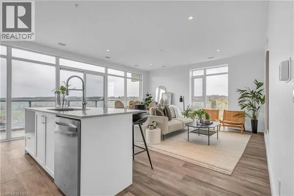 15 GLEBE Street Unit# 1414