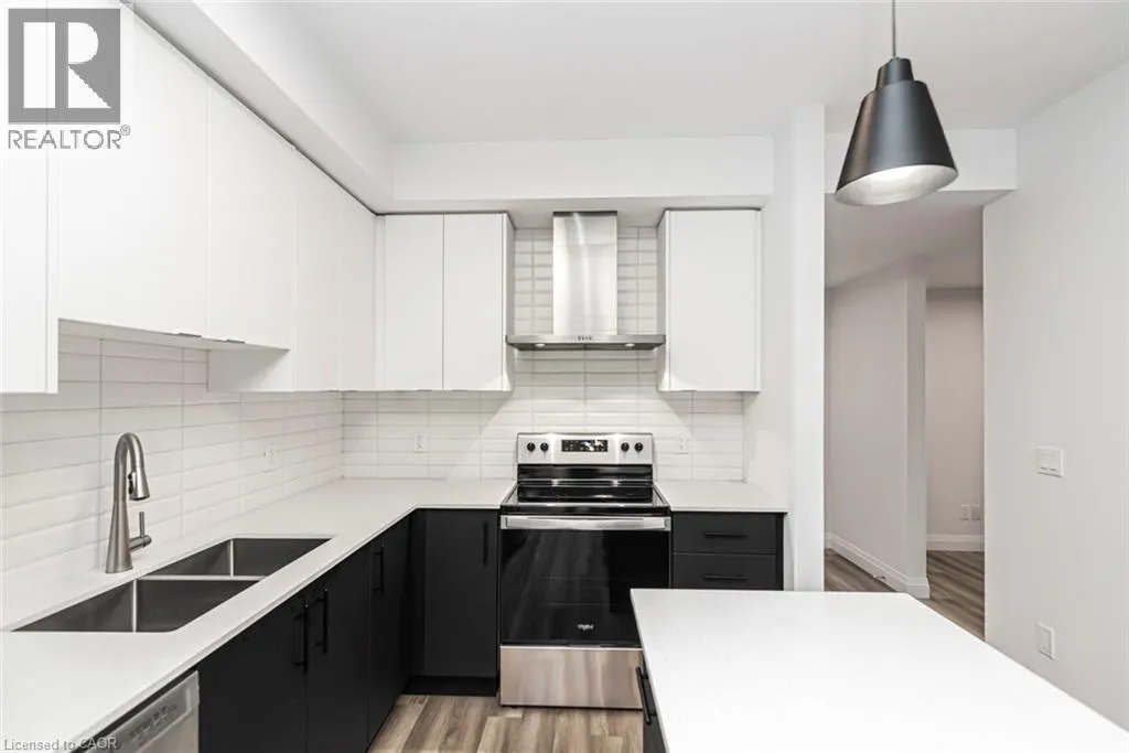 153 WILSON Street W Unit# 105 #105