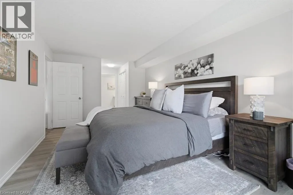 216 PLAINS Road W Unit# E305 #E305