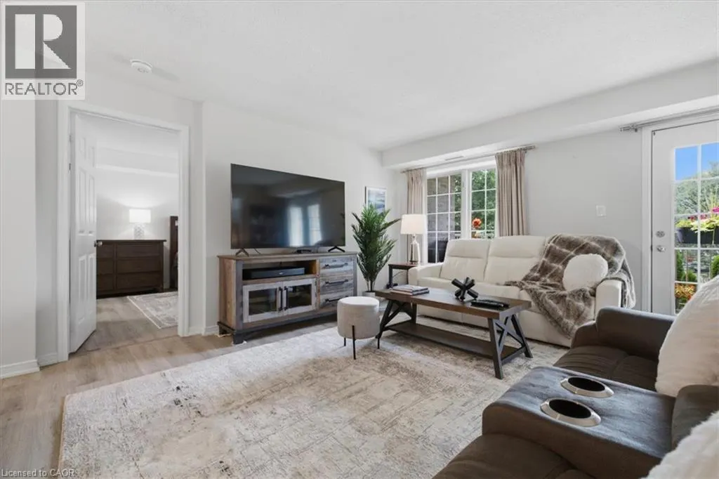 216 PLAINS Road W Unit# E305 #E305