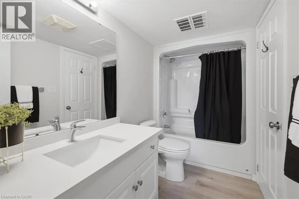 216 PLAINS Road W Unit# E305 #E305