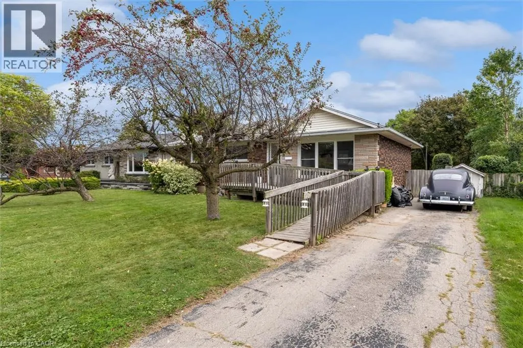 222 BEL-AIR Avenue