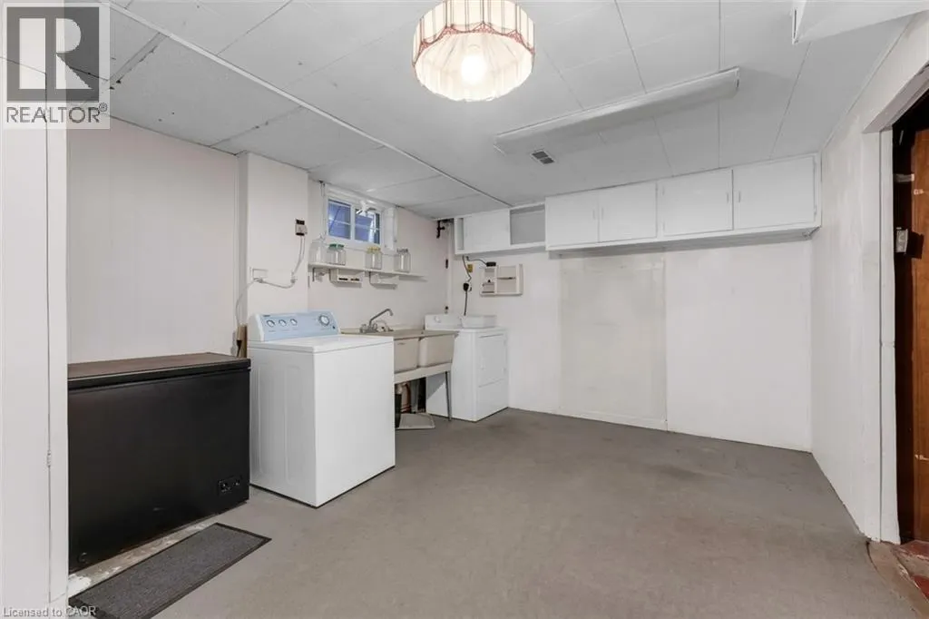 222 BEL-AIR Avenue