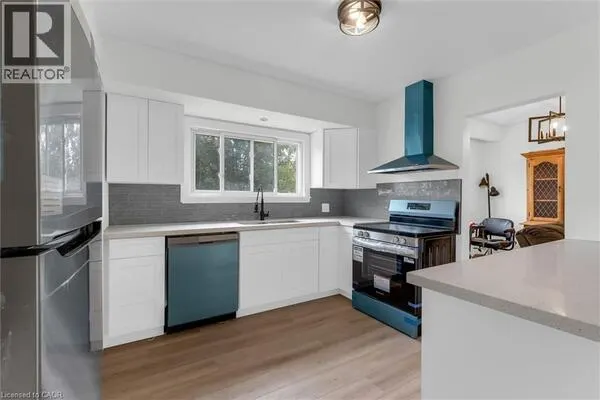 222 BEL-AIR Avenue