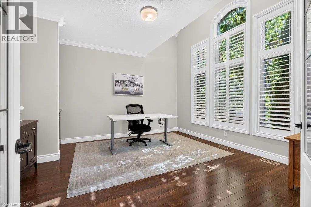 225 LAKESIDE Avenue