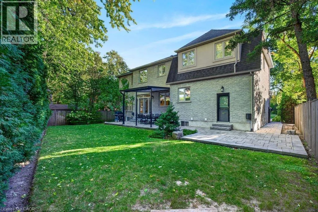 225 LAKESIDE Avenue