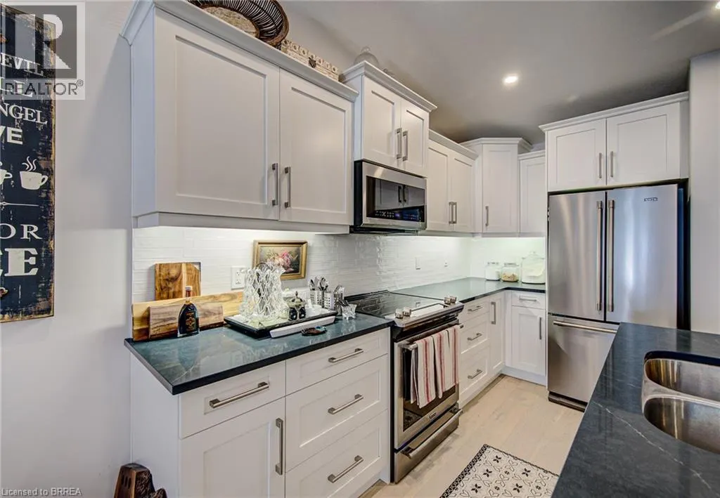 29 SCHUYLER Street Unit# 52 #52