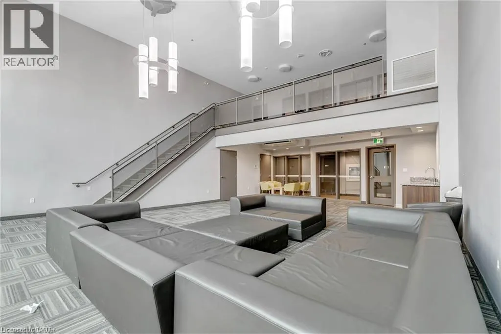280 LESTER Street Unit# 404 #404