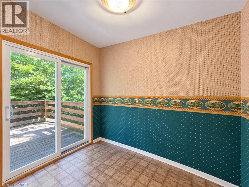 2490 YARMOUTH Crescent
