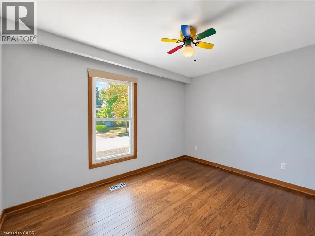 2490 YARMOUTH Crescent