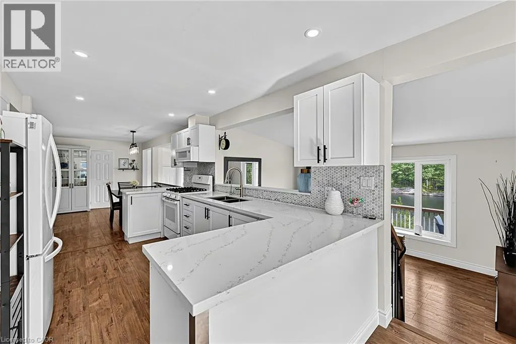 5 PINETREE RD S1