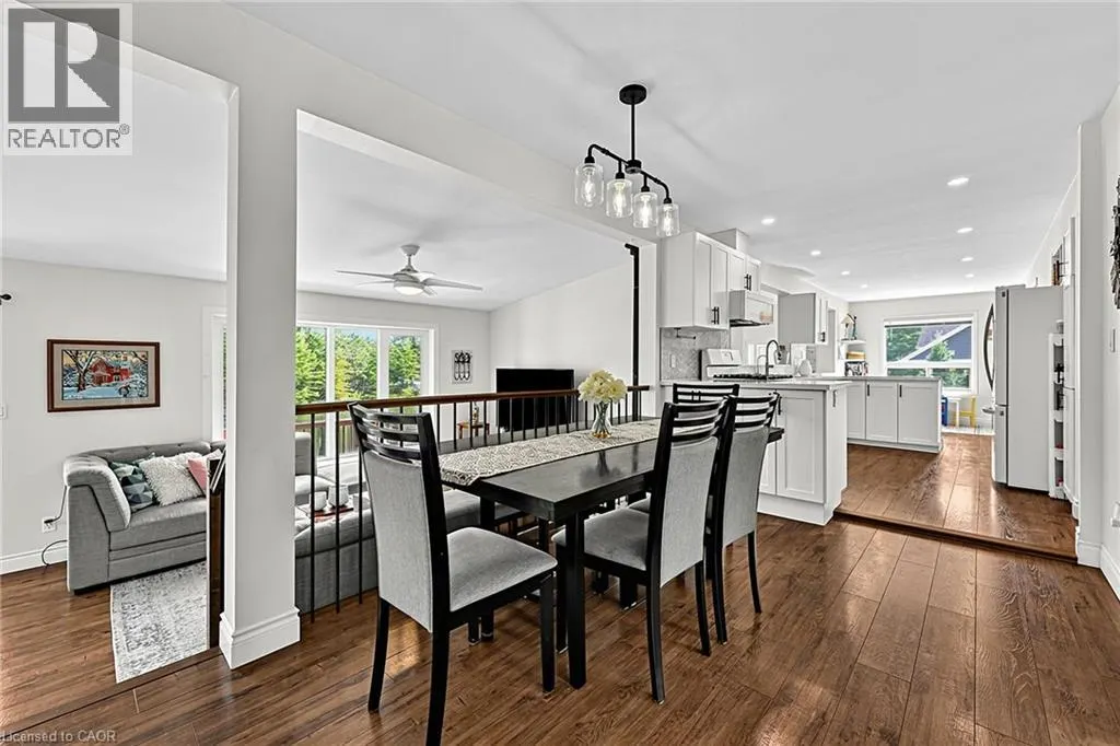 5 PINETREE RD S1