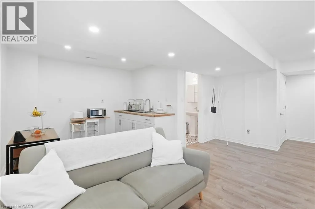 1 BURLEY Lane