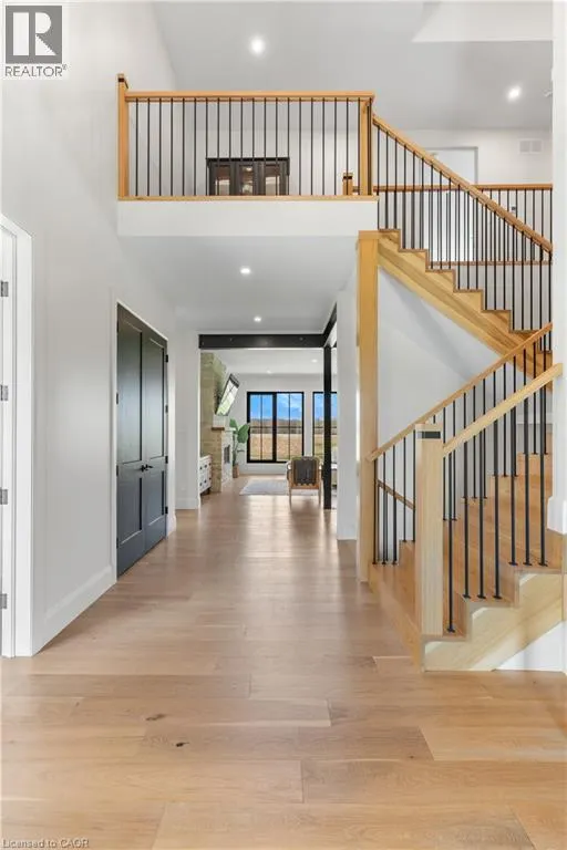 742 COUNTRY SQUIRE Road