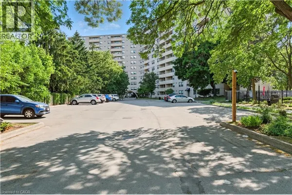700 DYNES Road Unit# 909