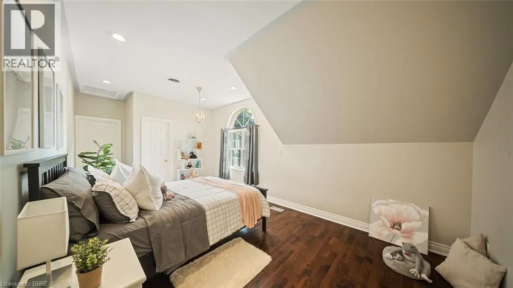 81 MCGILL Road