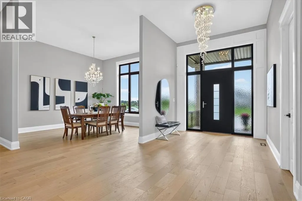 670 BISHOPSGATE Road Unit# 8 #8