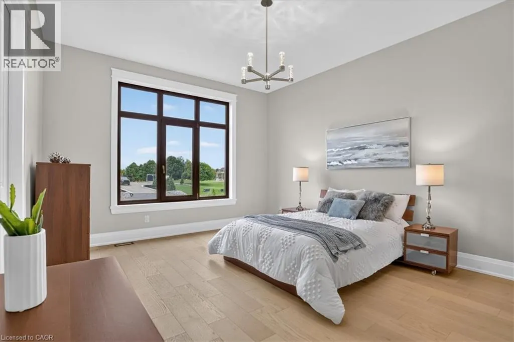 670 BISHOPSGATE Road Unit# 8 #8