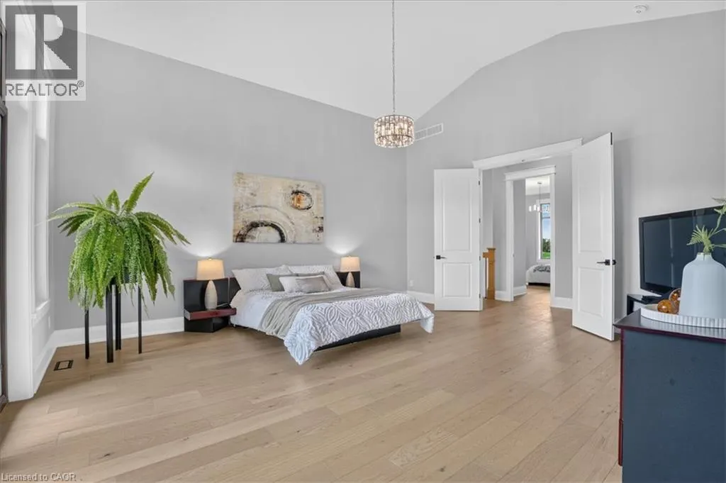 670 BISHOPSGATE Road Unit# 8 #8