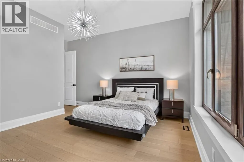 670 BISHOPSGATE Road Unit# 8 #8