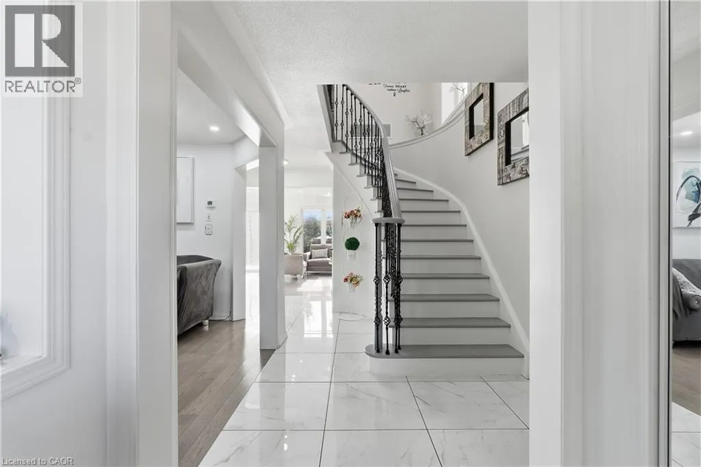 392 TONELLI Lane