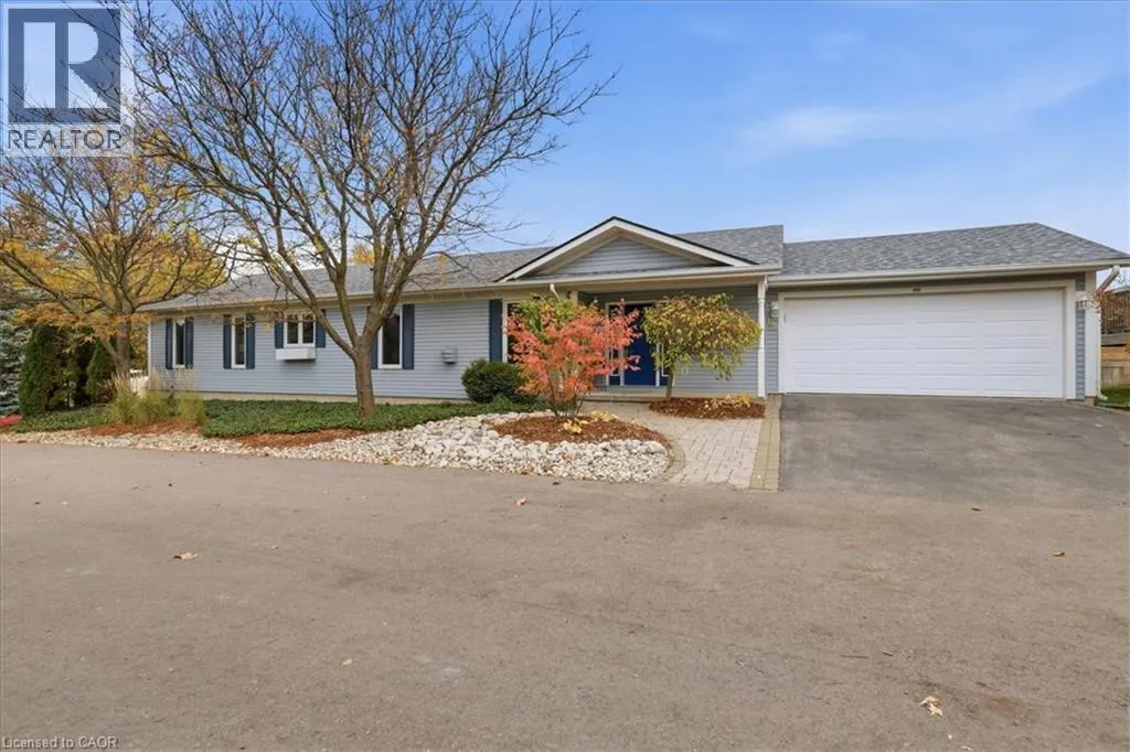 150 WESLEY Crescent