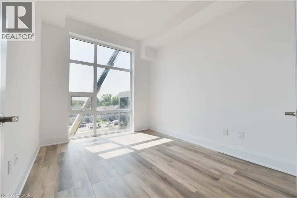 470 DUNDAS Street E Unit# 413 #413