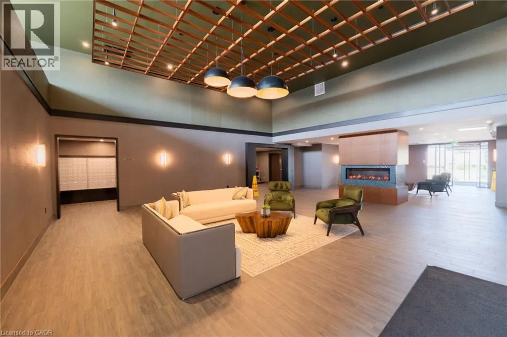 470 DUNDAS Street E Unit# 413 #413