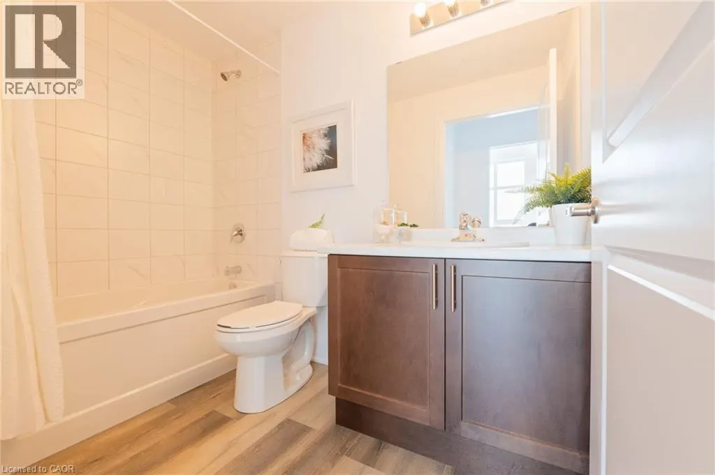 470 DUNDAS Street E Unit# 413 #413
