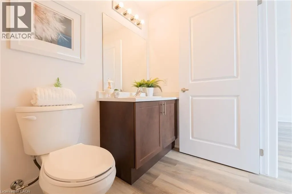 470 DUNDAS Street E Unit# 413 #413