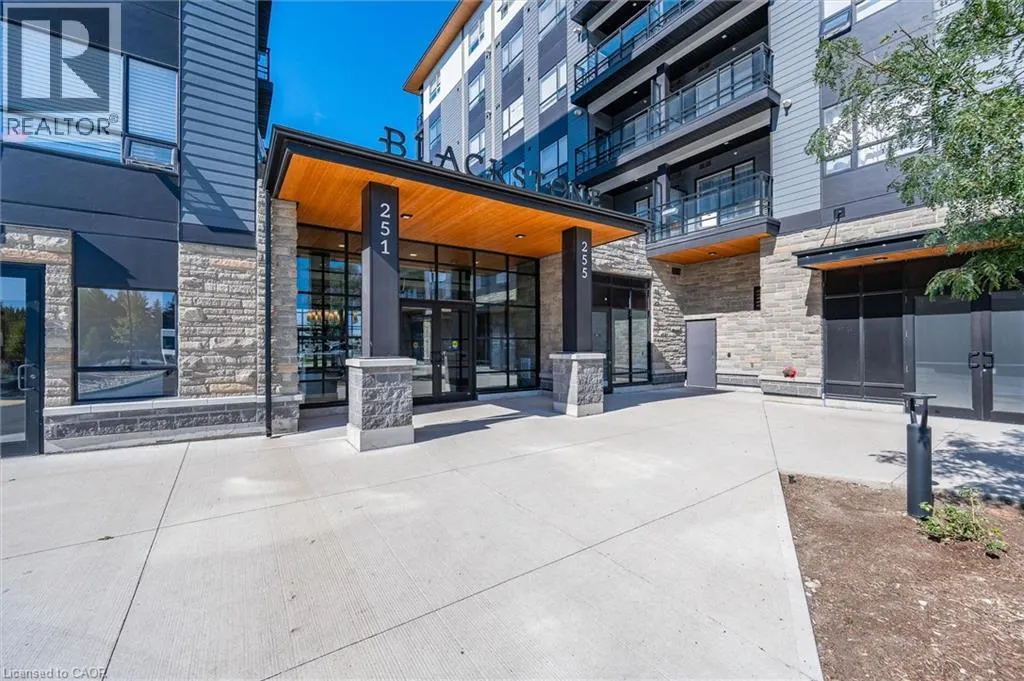 251 NORTHFIELD Drive E Unit# 521 #521