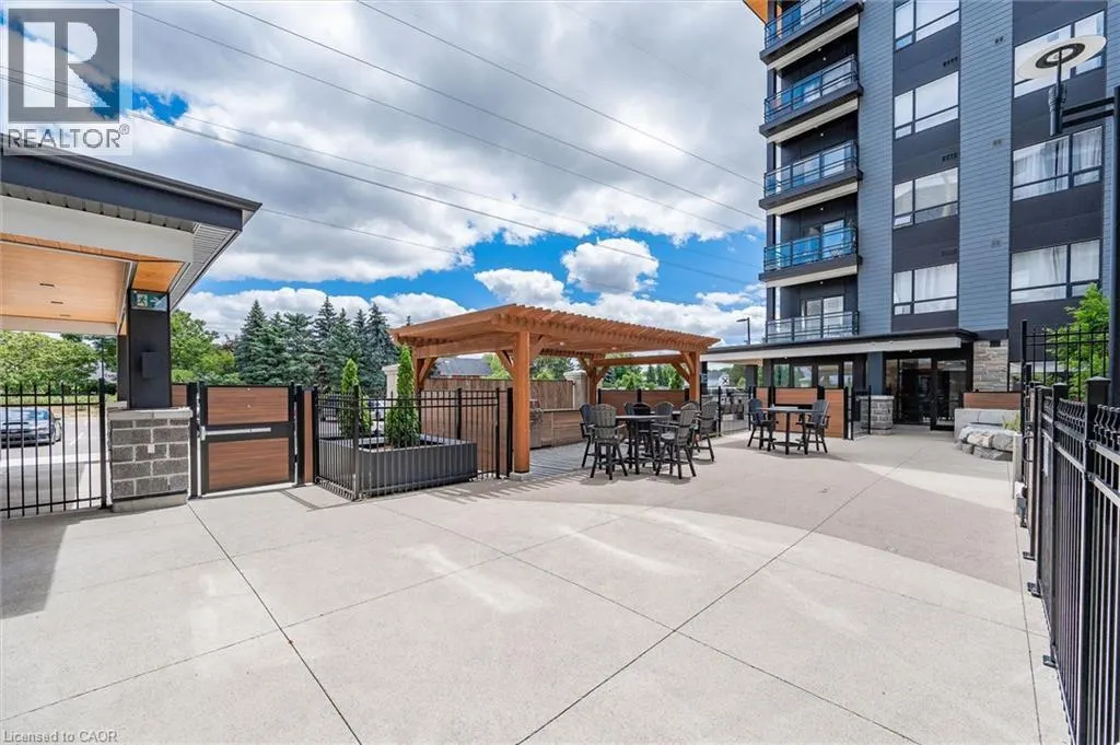 251 NORTHFIELD Drive E Unit# 521 #521