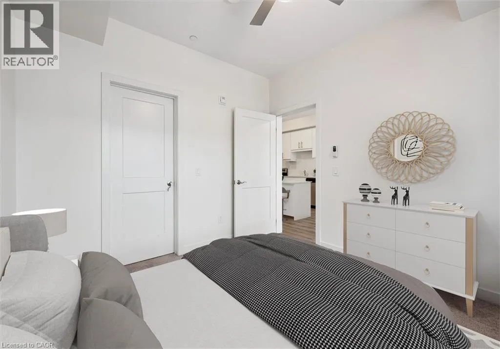 251 NORTHFIELD Drive E Unit# 521 #521
