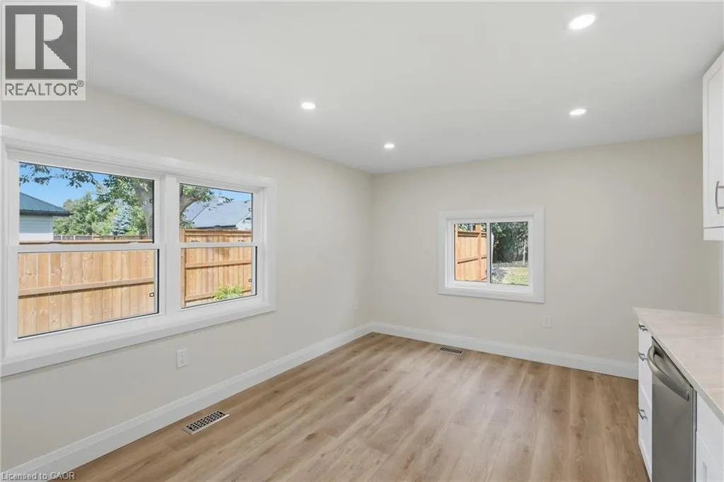 116 DUFFERIN Street