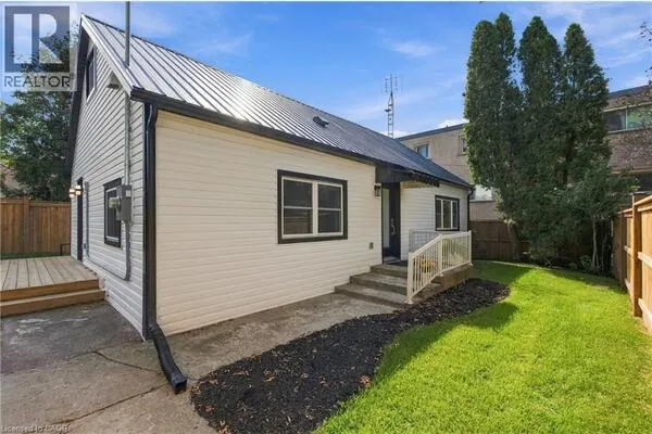 116 DUFFERIN Street