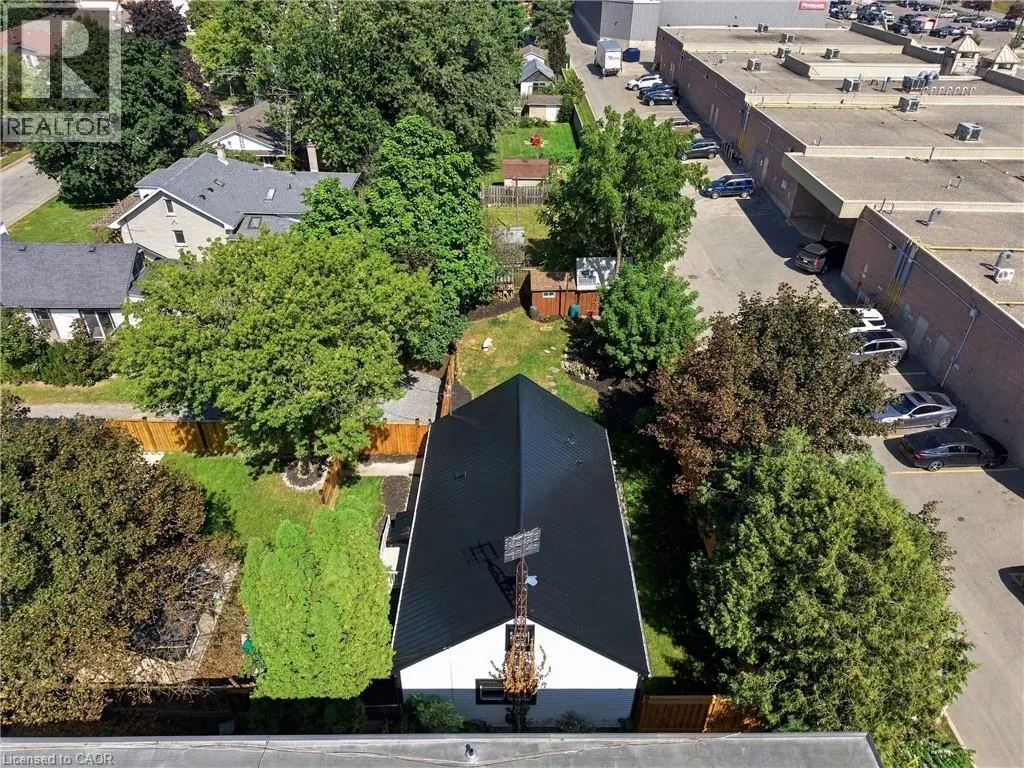 116 DUFFERIN Street