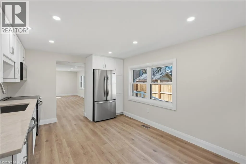 116 DUFFERIN Street