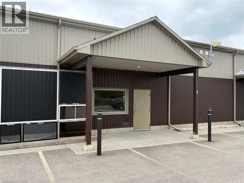 46 LUSCOMBE Drive Unit# 1 #1
