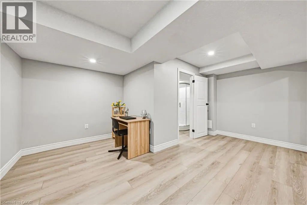141 LAVERY Heights
