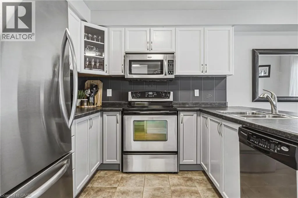 141 LAVERY Heights