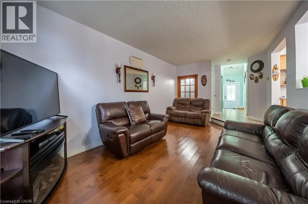 237 GREY FOX Drive