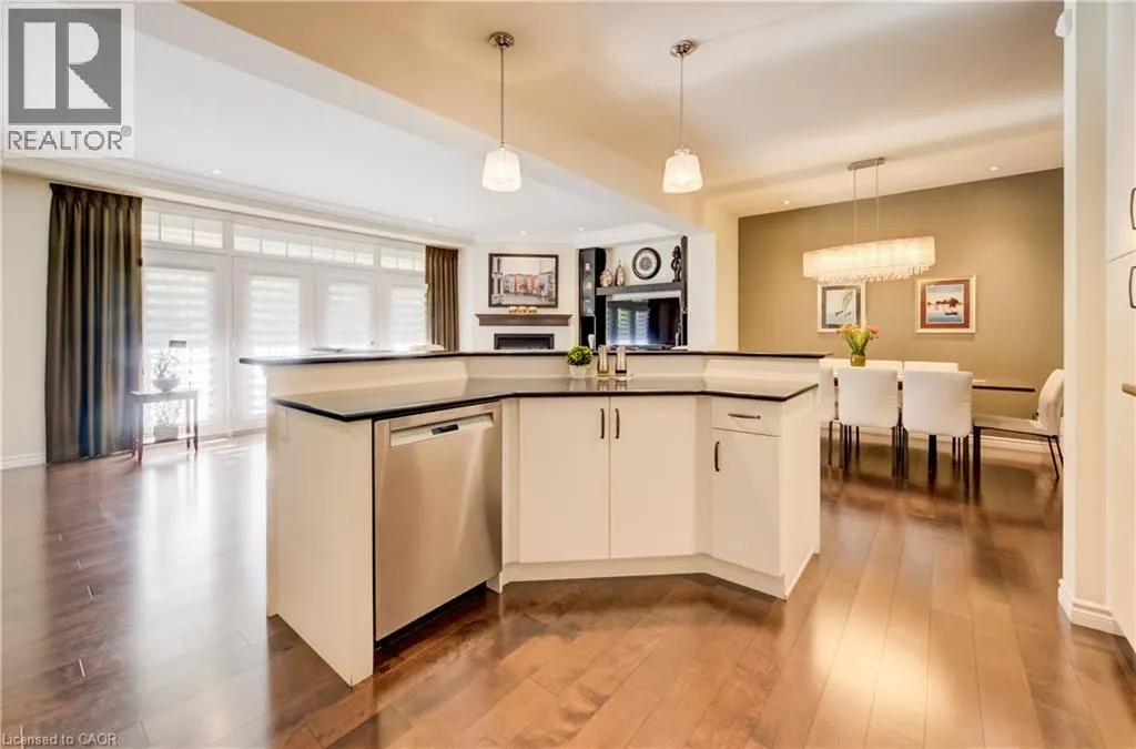 435 WINCHESTER Drive Unit# 10 #10